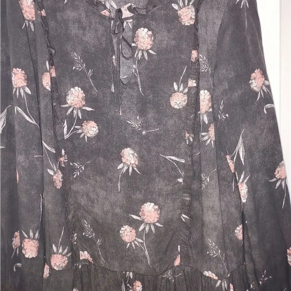 Caslon‎ Dress Sz S Pink Black Floral Print Long Sleeve Ruffle Accents Drop Waist